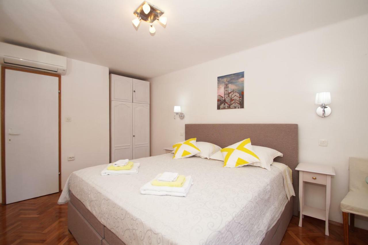 Guest House Holiday كورتْشولا المظهر الخارجي الصورة
